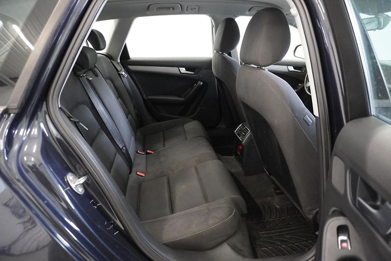 Audi A4 1.8TFSi-125 kW NOVÝ TYP MOTORU - fotka 18 z 20