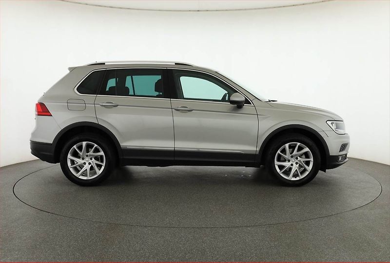 Volkswagen Tiguan (2018) Comfortline 2.0 TDI - fotka 6 z 17