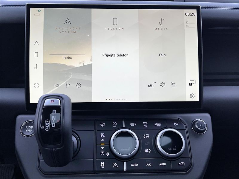 Land Rover Defender (2026) 110 D250 X-DYNAMIC SE - fotka 15 z 31