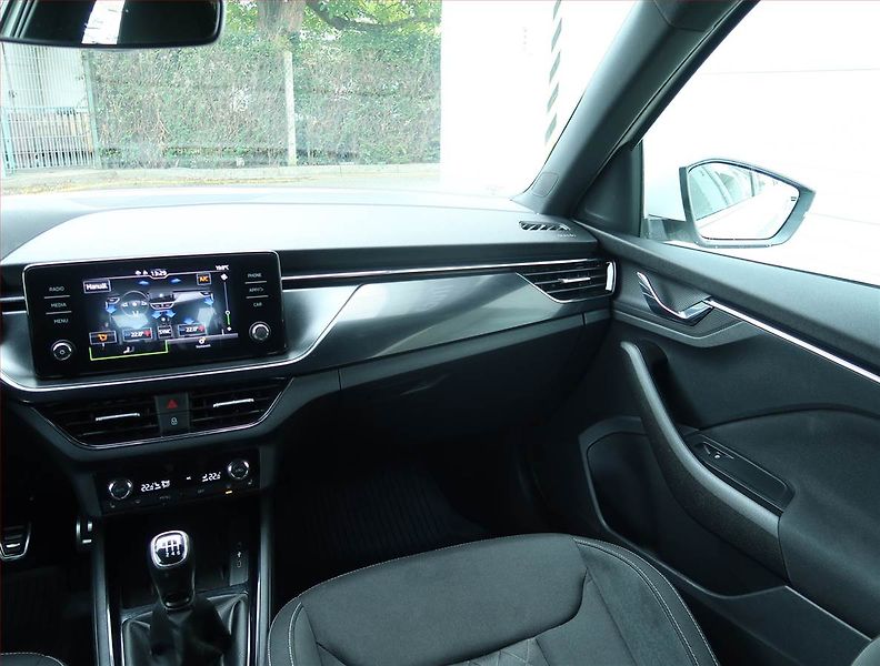 Škoda Kamiq (2020) Style Plus 1.6 TDI, Tempomat - fotka 8 z 20