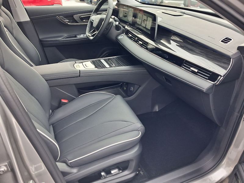Omoda 5 (2026) Comfort 1.6 tGDI ICE - fotka 9 z 26