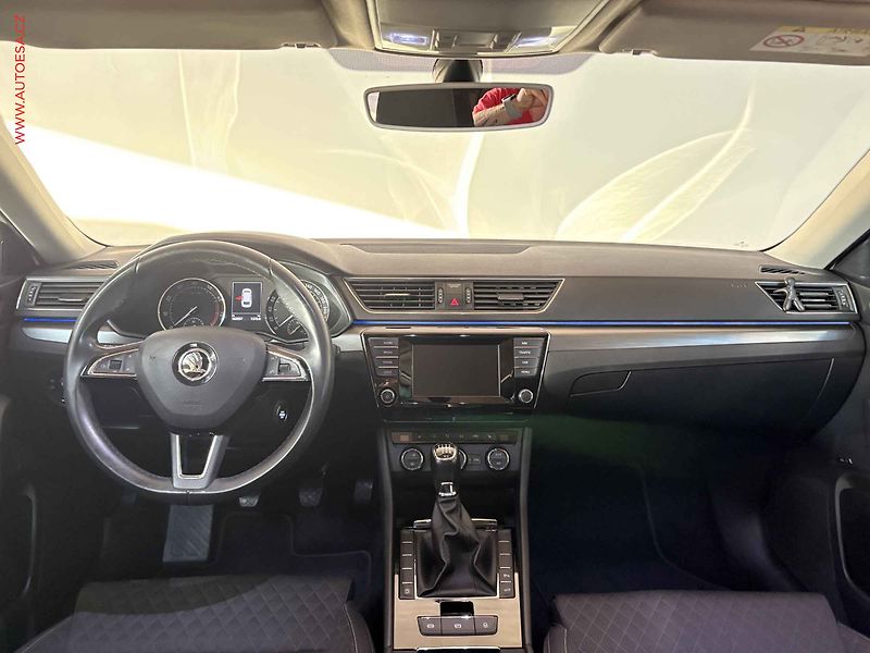 Škoda Superb (2016) 1.8TSi, ČR, Style, bixen - fotka 8 z 18