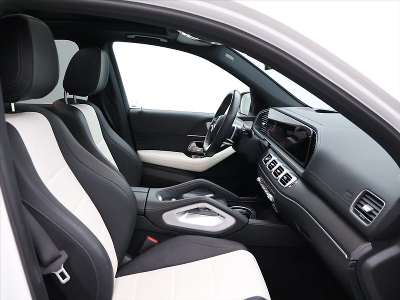 Mercedes-Benz GLE 2,0 350de 4M CZ AMG DPH - fotka 13 z 42