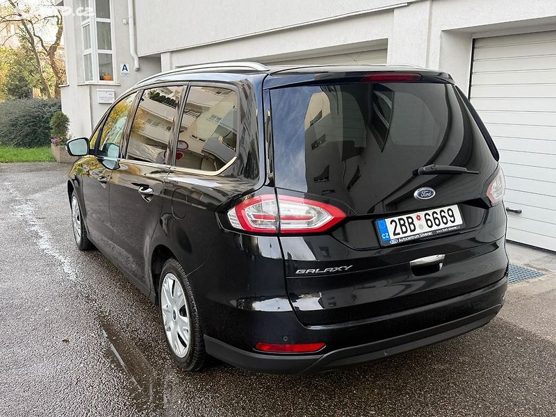 Ford Galaxy (2016) 2.0TDCI 132Kw Aut 4x4 7míst - fotka 3 z 24