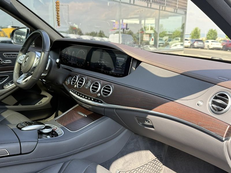 Mercedes-Benz Třídy S (2018) 400 d 4MATIC Long - fotka 47 z 54