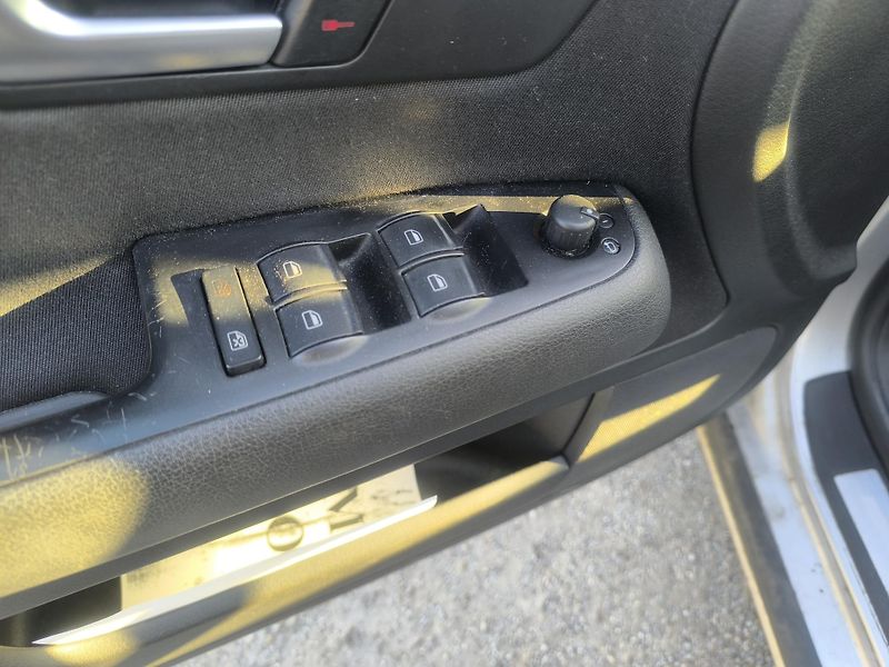Audi A4 1,9TDI BEZ DPF,KRÁSNÁ,SERVISKA - fotka 22 z 29