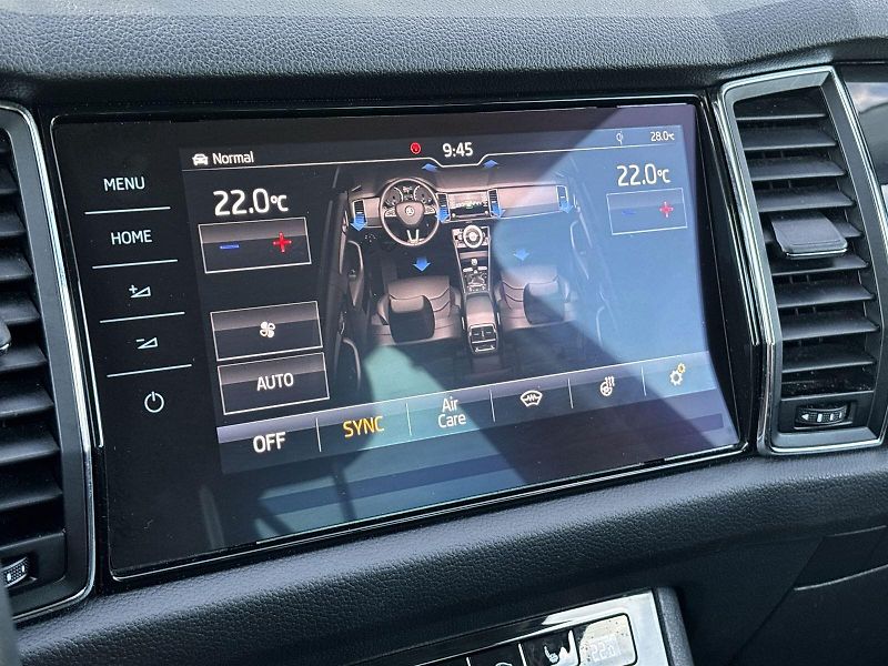 Škoda Kodiaq (2019) 2.0 TSI 4x4 DSG L&K - fotka 14 z 31