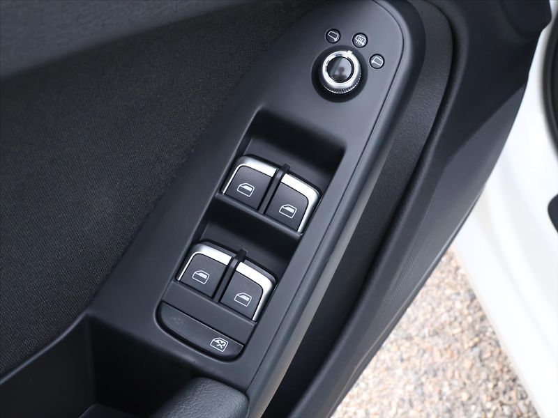 Audi A4 3,0 TDI 180kW Aut. quattro - fotka 13 z 30