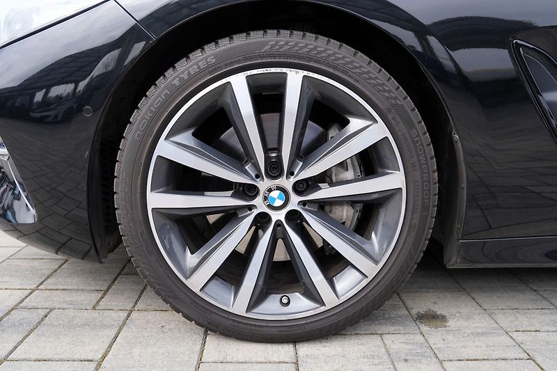 BMW Řada 8 840i Gran Coupe/Led/340 PS - fotka 49 z 49