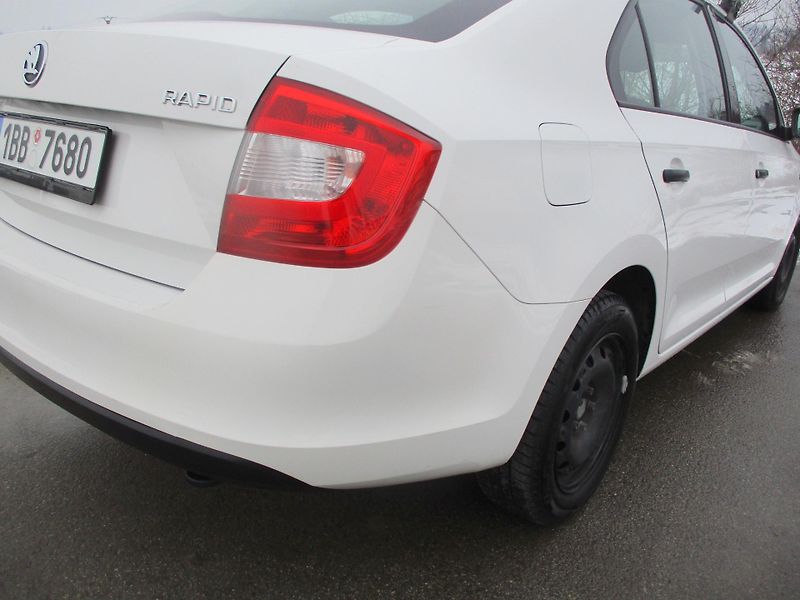 Škoda Rapid 1.2 TSi NOVÉ V ČR*L+Z PNEU - fotka 31 z 37