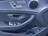Mercedes-Benz Třídy E (2023) 200d AVANTGARDE ČR 1.maj TAŽNÉ - náhled 30