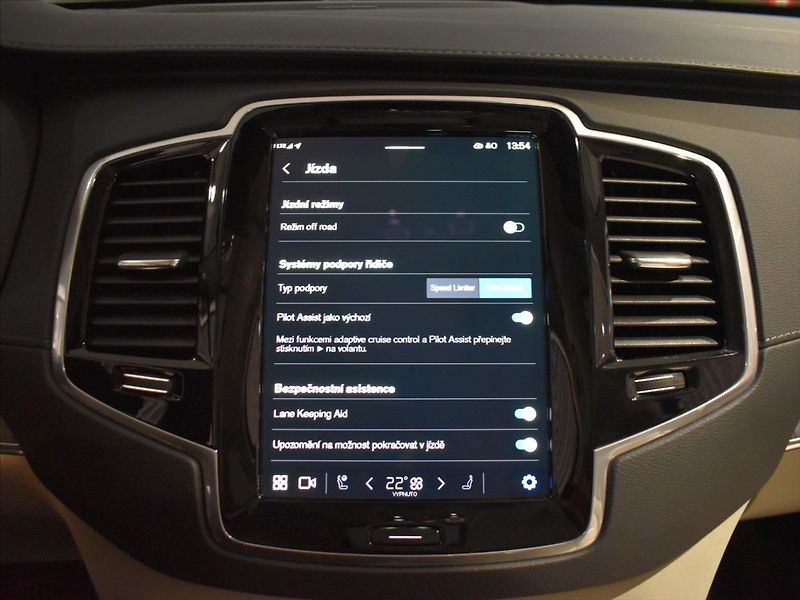 Volvo XC90 2,0 B5 AWD PLUS Tažné,BLIS - fotka 23 z 24