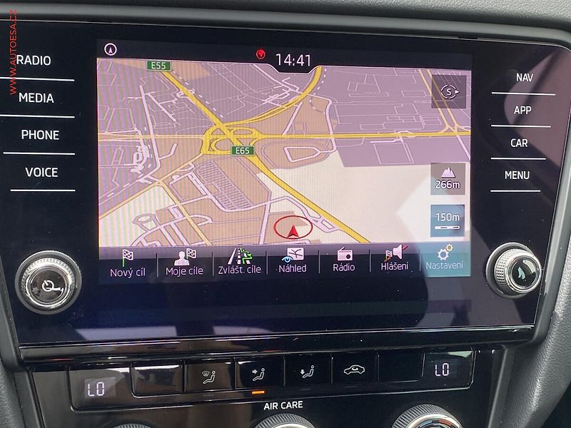 Škoda Octavia (2017) 1.6 TDi, Drive, DSG, navi - fotka 17 z 18
