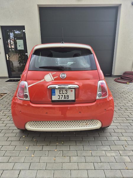 Fiat 500e (2016) - fotka 4 z 11
