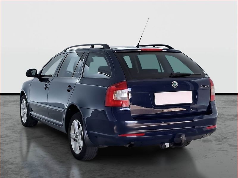 Škoda Octavia (2011) 2.0 TDI, jezdí dobře, Tempomat - fotka 4 z 19