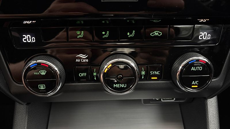 Škoda Octavia 1.5 TSI G-Tec DSG Ambition Com - fotka 13 z 22