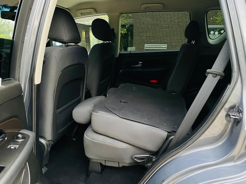SsangYong Rexton 2.0TD 4x4 AUTOMAT TAŽNÉ VÝHŘEV - fotka 37 z 51