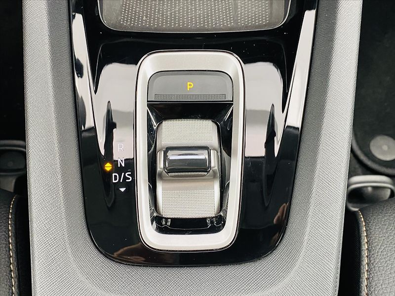 Škoda Octavia 1,5 TSI M-HEV 110kW DSG Top Se - fotka 18 z 28