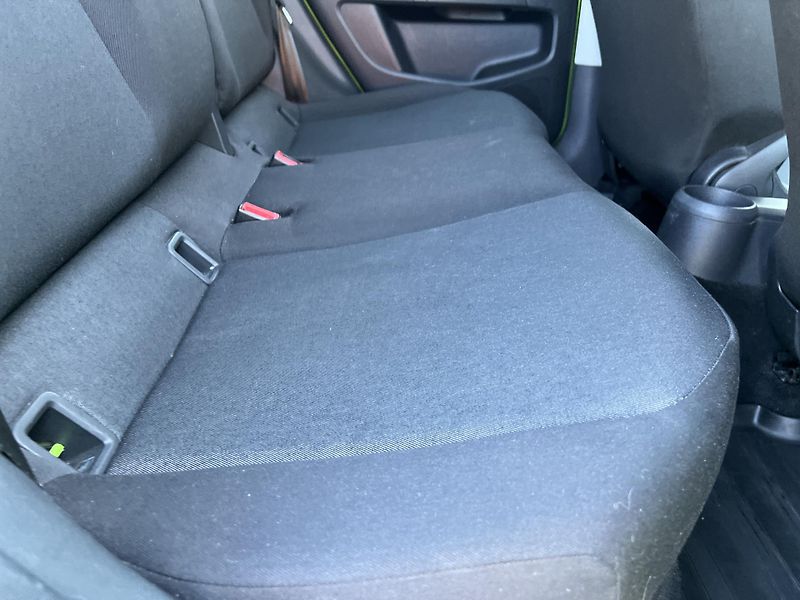 Škoda Citigo e iV 61kw KLIMA TEMPOMAT ALU - fotka 25 z 39