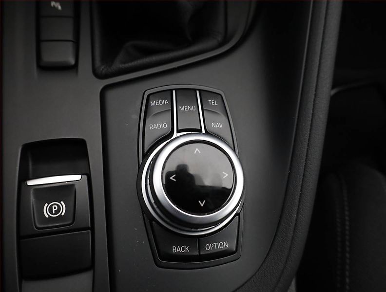 BMW X1 (2016) sDrive18d, Automat, Serv.kniha - fotka 15 z 20