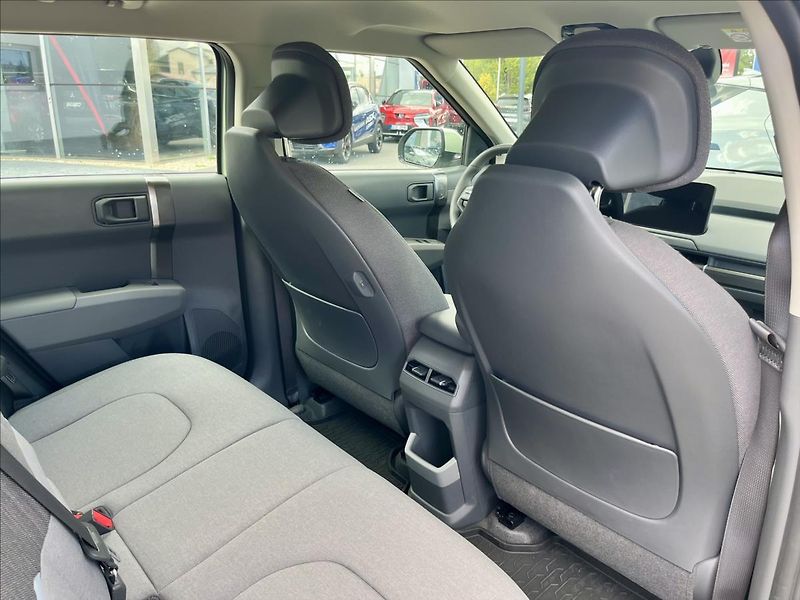 Kia EV3 AIR 150 KW + 81,4 KWH - fotka 15 z 24