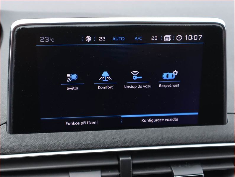 Peugeot 5008 (2018) GT Line 2.0 BlueHDi, Automat - fotka 23 z 23