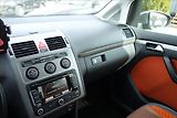 Volkswagen Touran 2,0 TDi,SERV.KN.,CROSS,7 MÍST. - náhled 32
