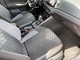 Volkswagen Taigo (2023) 1.5 TSI DSG R-Line - náhled 8