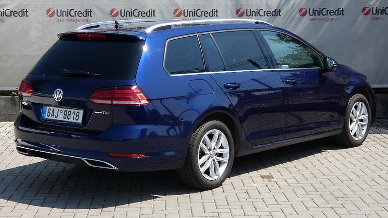 Volkswagen Golf Combi 1,4 TSI Highline 110 kW - fotka 3 z 22