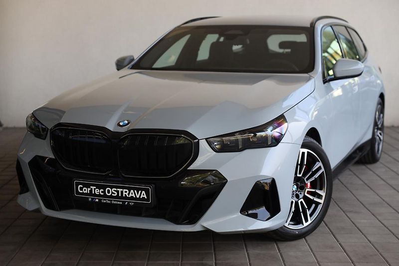 BMW Řada 5 540d xDrive Touring - fotografie inzerátu