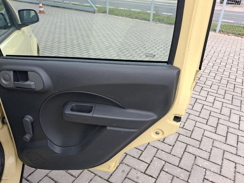 Fiat Panda (2007) 1,1i LPG ČR 1.MAJ, NOVÁ STK  - fotka 15 z 25
