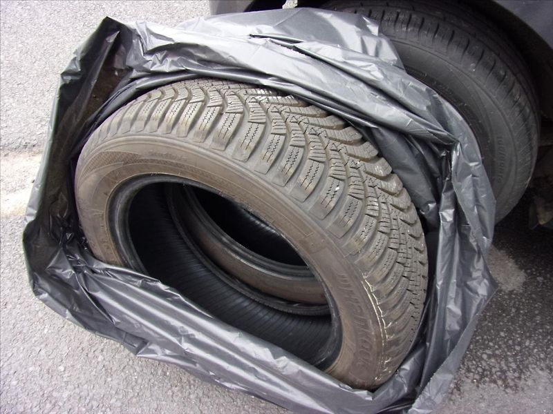 Hyundai i10 1,1 i  klima - fotka 13 z 22