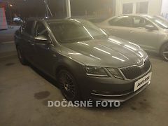 Škoda Octavia (2018) 2.0 TDi, ČR, servis.kniha, AT - fotografie inzerátu
