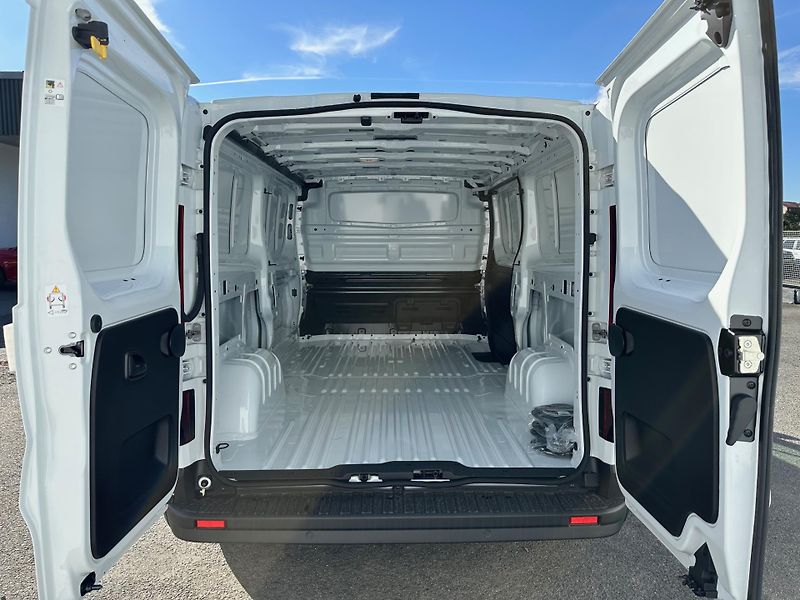 Renault Trafic (2026) L2H1P2 dCi 130 Extra - fotka 22 z 27