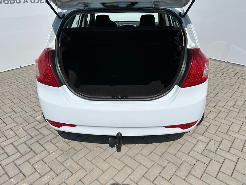 Kia Ceed (2012) 1.4CVVT ČR+1.majitel!! Tažné! - fotka 9 z 19