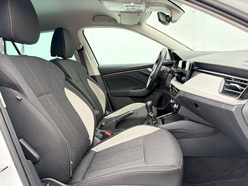 Škoda Kamiq (2024) 1.5 TSI / 110 kW / TOP SELECTI - fotka 10 z 34