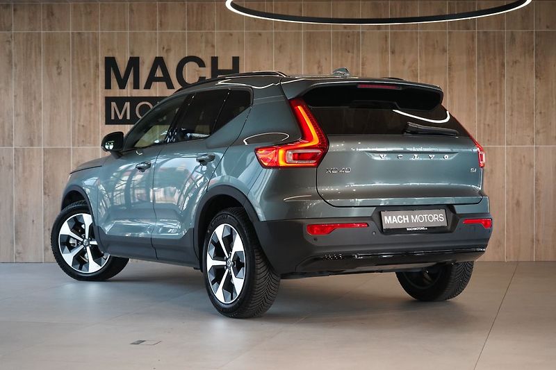 Volvo XC40 B4 PLUS Dark, 360°, LED Pixel - fotka 11 z 42