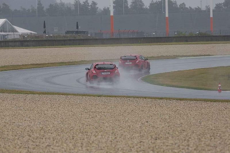 Honda Civic Type R.