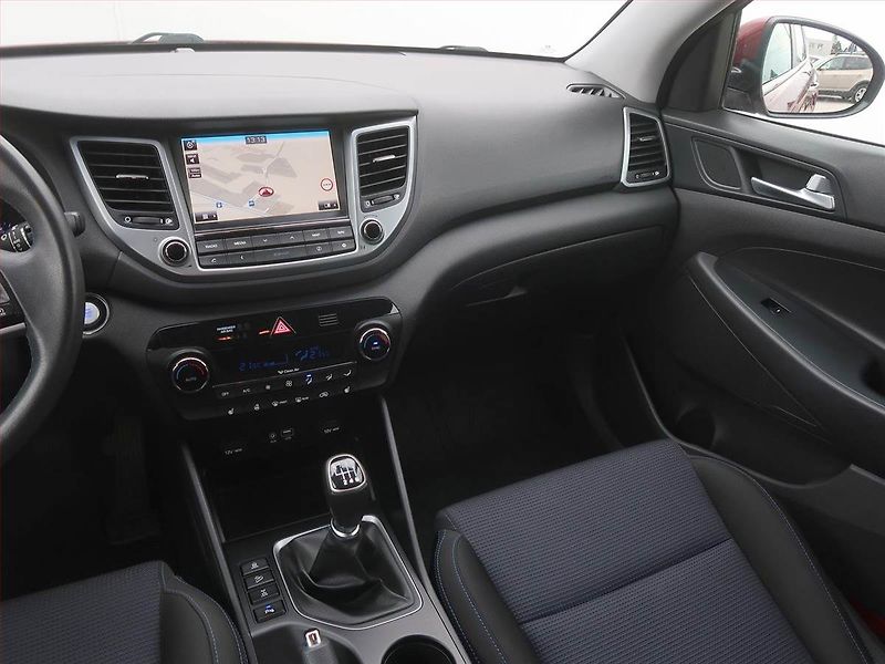 Hyundai Tucson (2016) Style 1.6 T-GDI, 4X4 - fotka 8 z 20