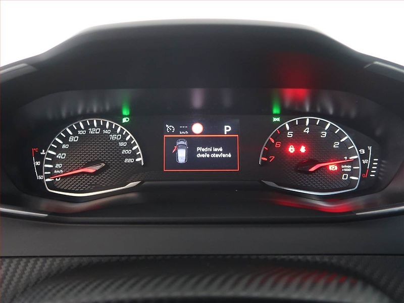 Peugeot 2008 (2021) 1.2 PureTech, Automat, ČR - fotka 11 z 14