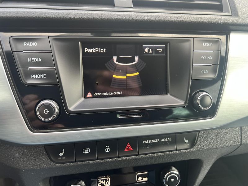 Škoda Fabia 1.4TDI 66KW,DSG,FRONT ASSIST - fotka 43 z 46