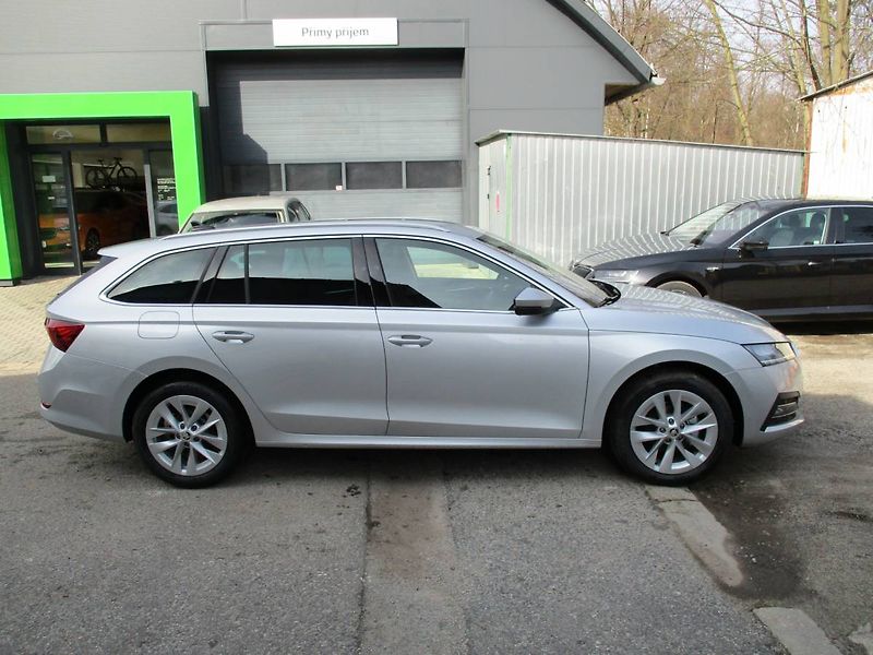 Škoda Octavia Combi Style 2,0TDI 110kW DSG/P - fotka 3 z 13