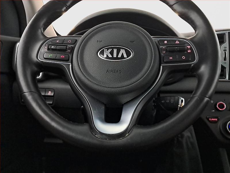 Kia Sportage (2017) 1.6 GDI, Navi, Tempomat - fotka 17 z 17