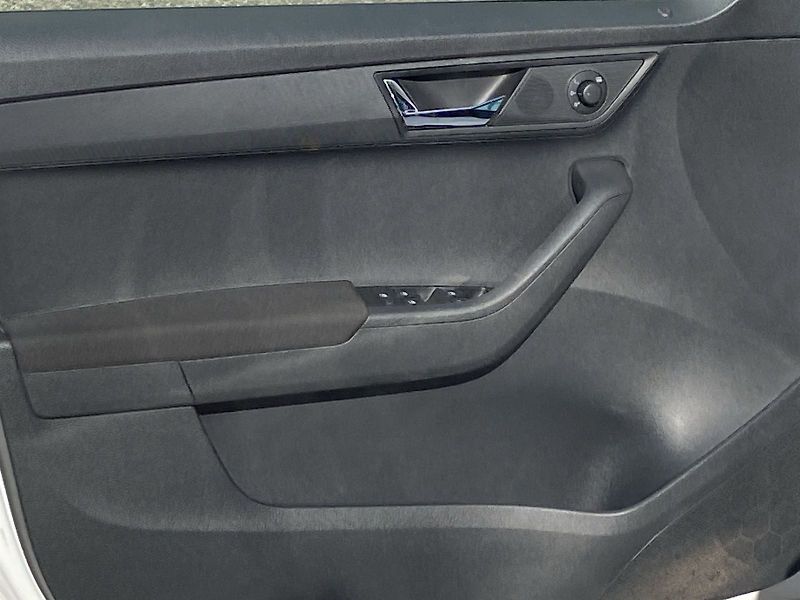 Škoda Fabia (2022) Combi 1.0 TSI Ambition Top - fotka 21 z 32