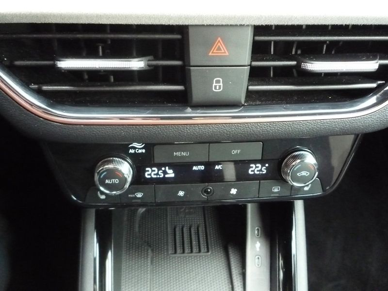 Škoda Scala (2024) 1,0TSi 85kW Top Selection - fotka 15 z 20
