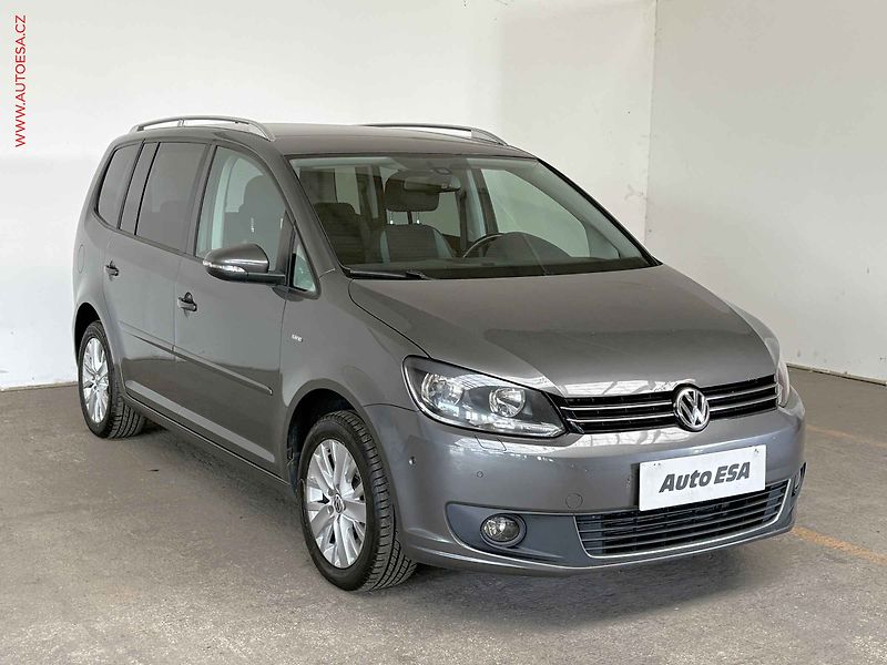 Volkswagen Touran (2013) 1.4 TSi, AC, výhřev sed. - fotografie inzerátu