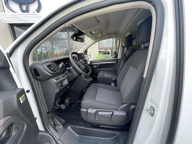 Toyota ProAce Verso 2.2D M/T L2 Business Comfort - fotka 14 z 30