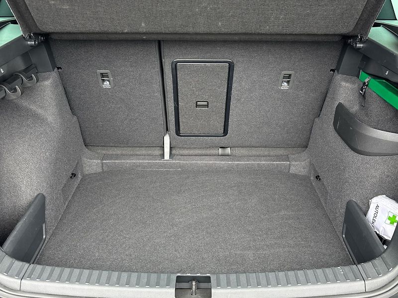 Škoda Karoq SPORT LINE - fotka 10 z 30