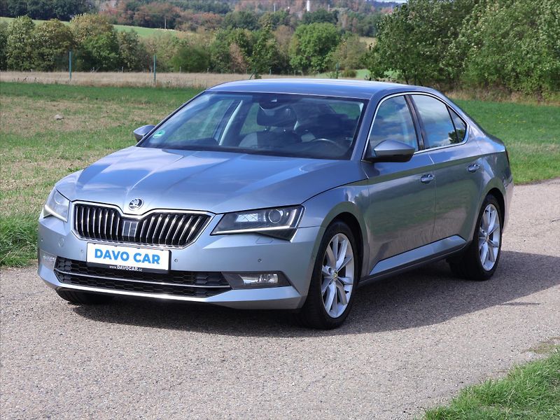 Škoda Superb 2,0 TDI 140kW DSG Style Plus - fotka 3 z 29