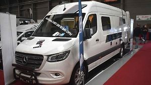 I v klasické dodávce se stále dají vymýšlet nová řešení interiéru.